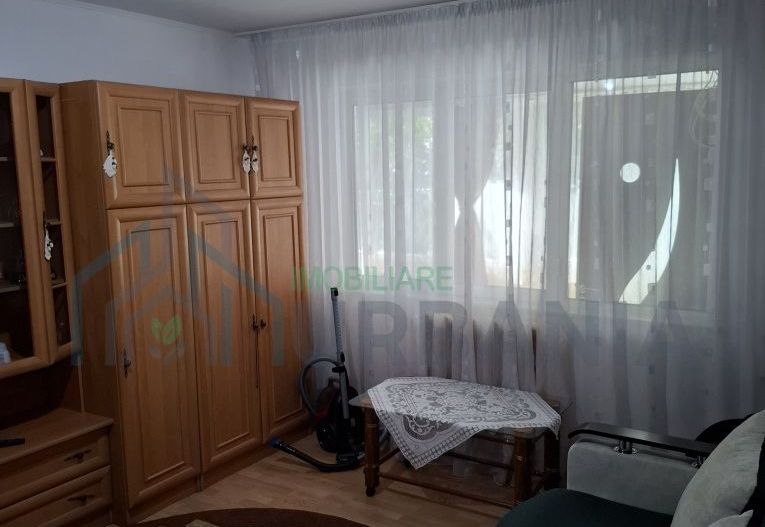 Apartament 2 camere de închiriat în Mircea cel Bătrân, lângă Liceul de Turism - Poză 1