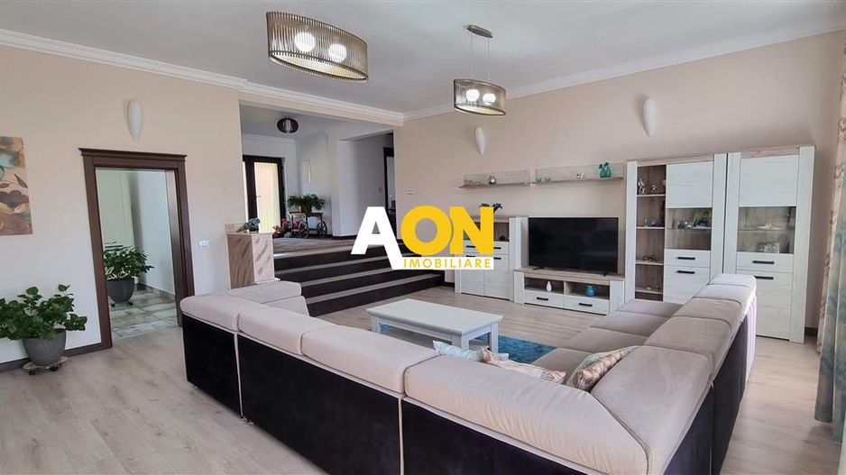 Casa 4 camere finisaje de lux 950 mp teren Com. Ciugud - Poză 3