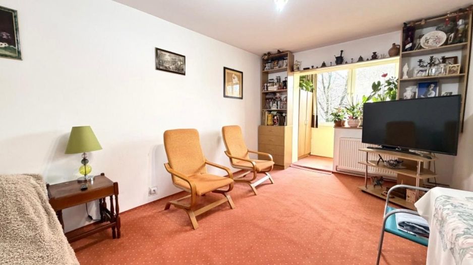 Lipovei | 3 Camere | Decomandat |  Etaj Intermediar | Centrala Proprie - Poză 1