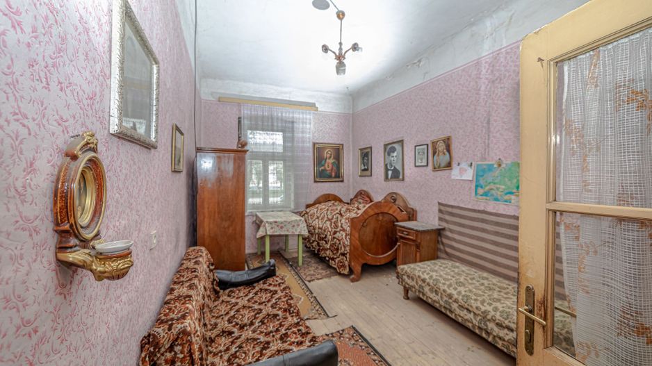 Casă în zona centrală Pâncota - Poză 8