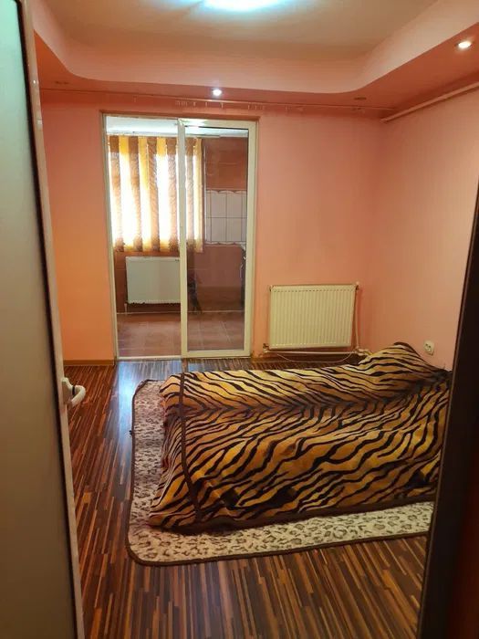 Apartament 3 camere , Micro 13 - Poză 6