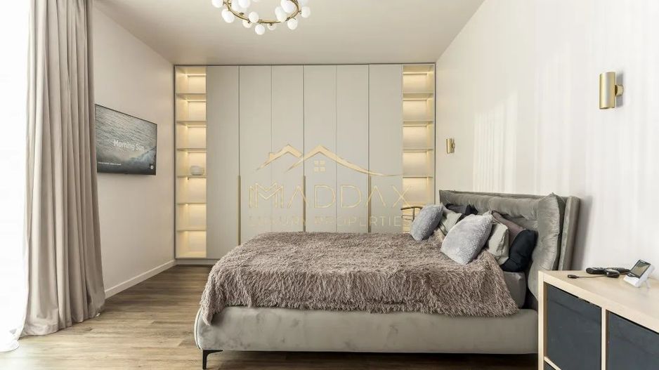 Vilă de închiriat în Voluntari // piscină privată și design modern - Poză 11