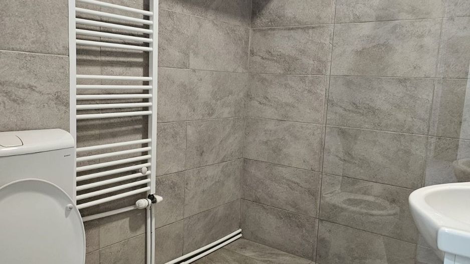 Apartament 3 camere de inchiriat - Tiglina 2, parter, 60 mp - Poză 11