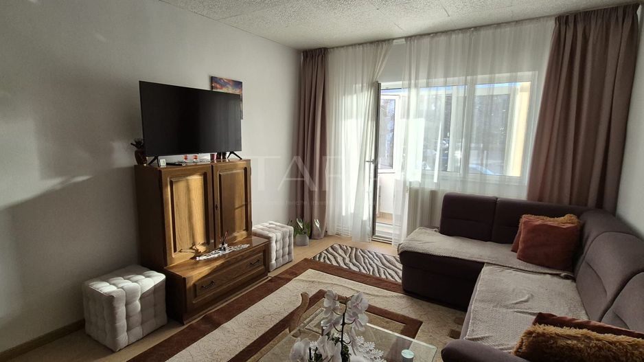 Apartament cu 3 camere de vânzare, Apahida - Poză 2