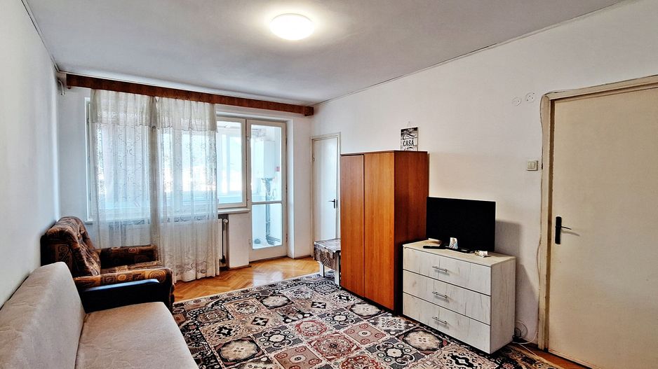 B-dul Garii, Garsoniera 30mp utili, vedere panoramica, Libera, 59900 euro - Poză 2