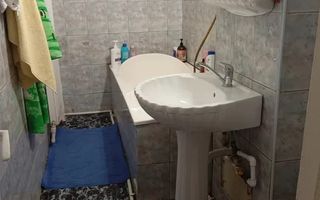 De vanzare apartament cu 2 camere, Micro 14, etaj 3, 69.000 euro - Poză 5