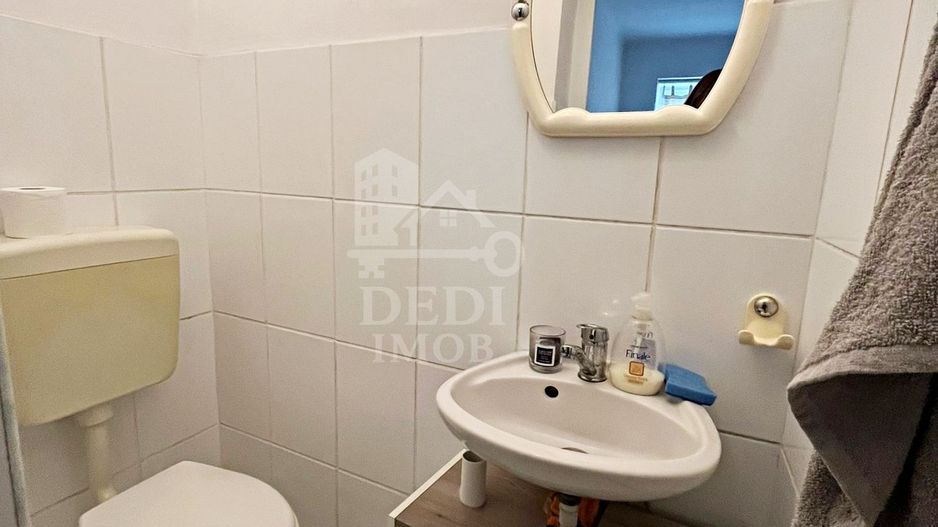 Spatiu de inchiriat central in zona Decebal, Oradea - Poză 4