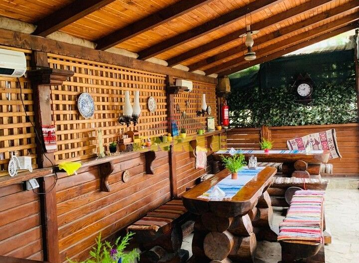 De vanzare Spatiu Comercial cu preluare afacere + Apartament 3 camere. 130.000 Euro Negociabil - Poză 9