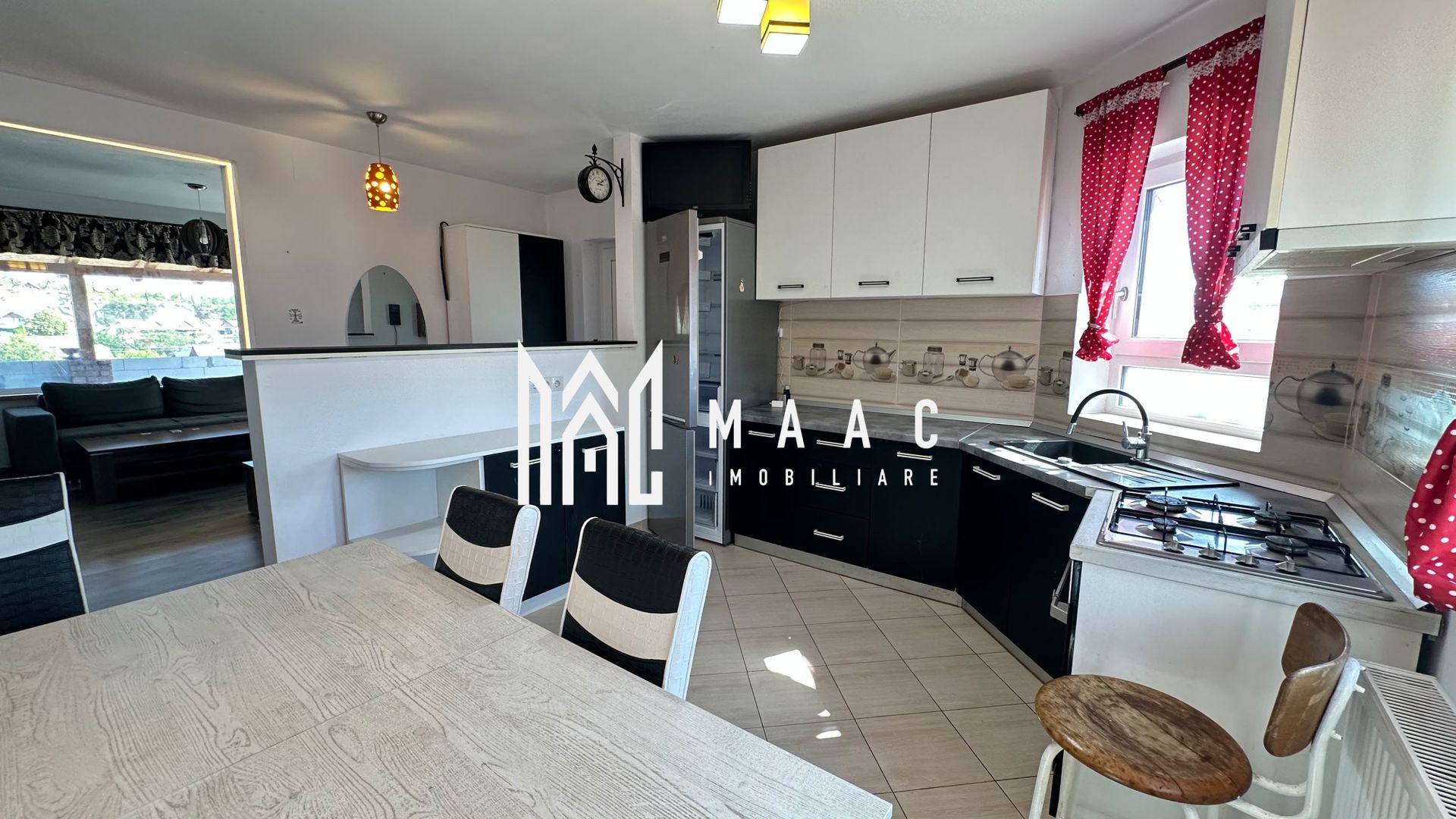 Casă individuală 4 camere de vânzare | Șura Mare | 344 mp - Poză 5