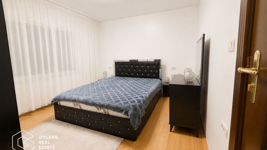 Apartament 3 camere renovat complet, Zona Lunei - Poză 4