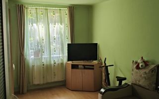 Apartament 2 camere Sagului la parter cu centrala - Poză 4