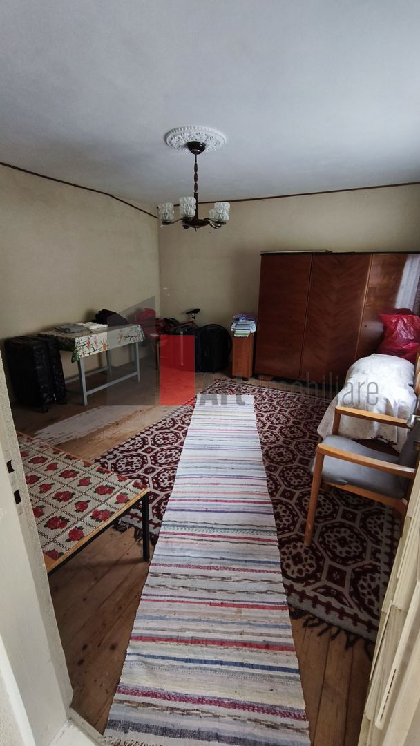 Casa curte cu teren 1600 mp Manolache - Poză 18