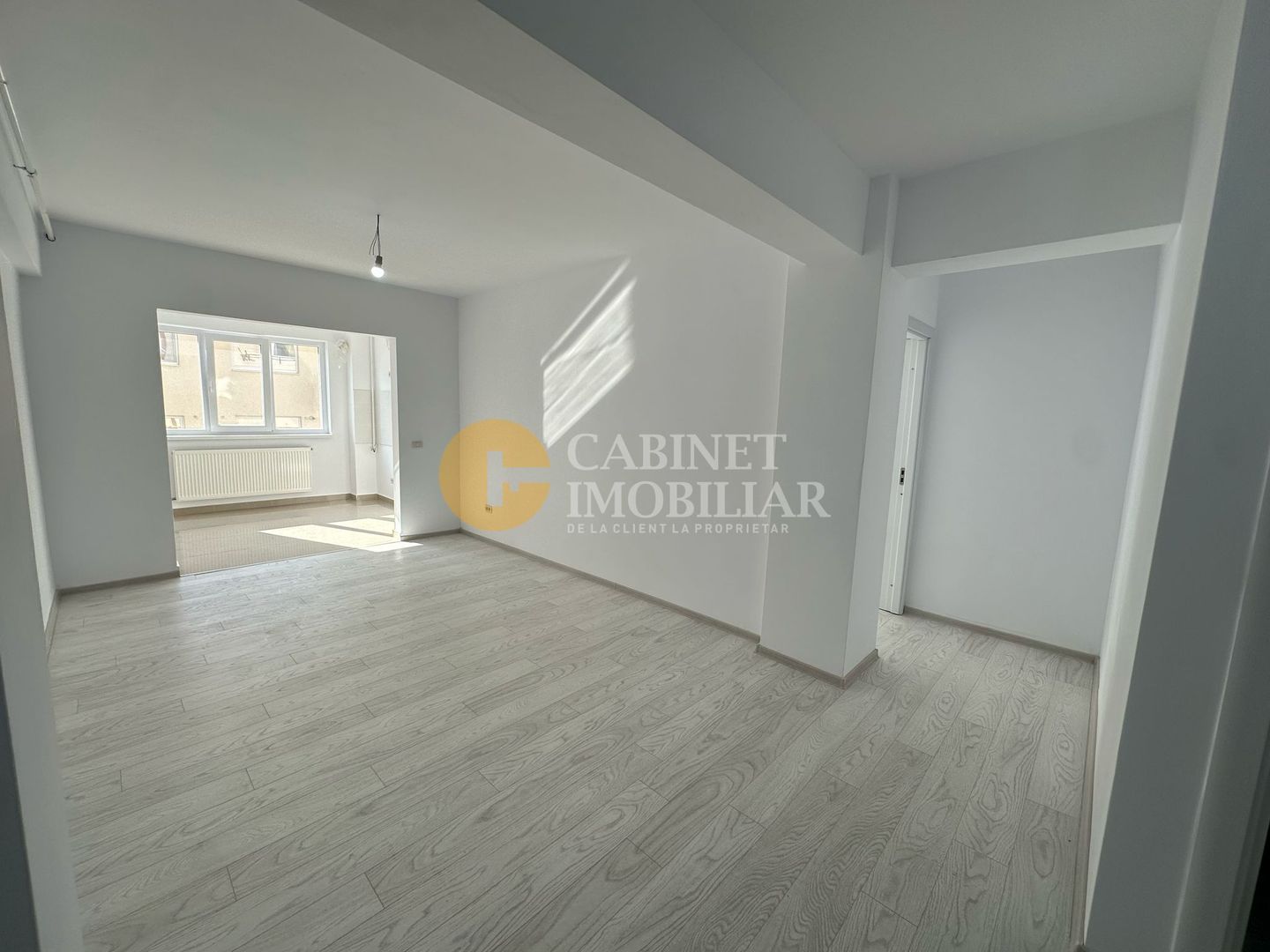 3 CAMERE - BLOC NOU - 2 BAI - LOC DE PARCARE - VALEA LUPULUI - Poză 1