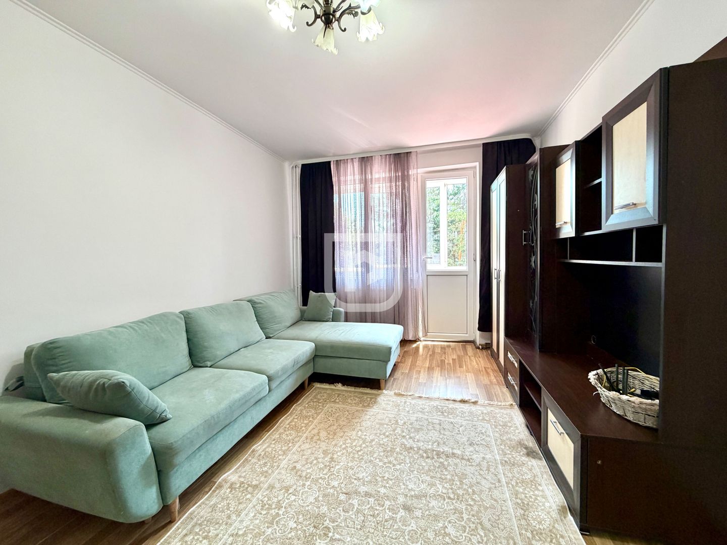 Apartament 2 camere, renovat, ultracentral, strada Marly - Poză 1