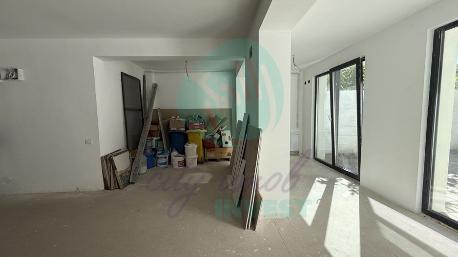 Apartament cu o curte generoasa de 60 mp - Poză 6