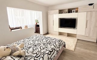 Apartament 4 camere Aradului etaj 2 - Poză 6