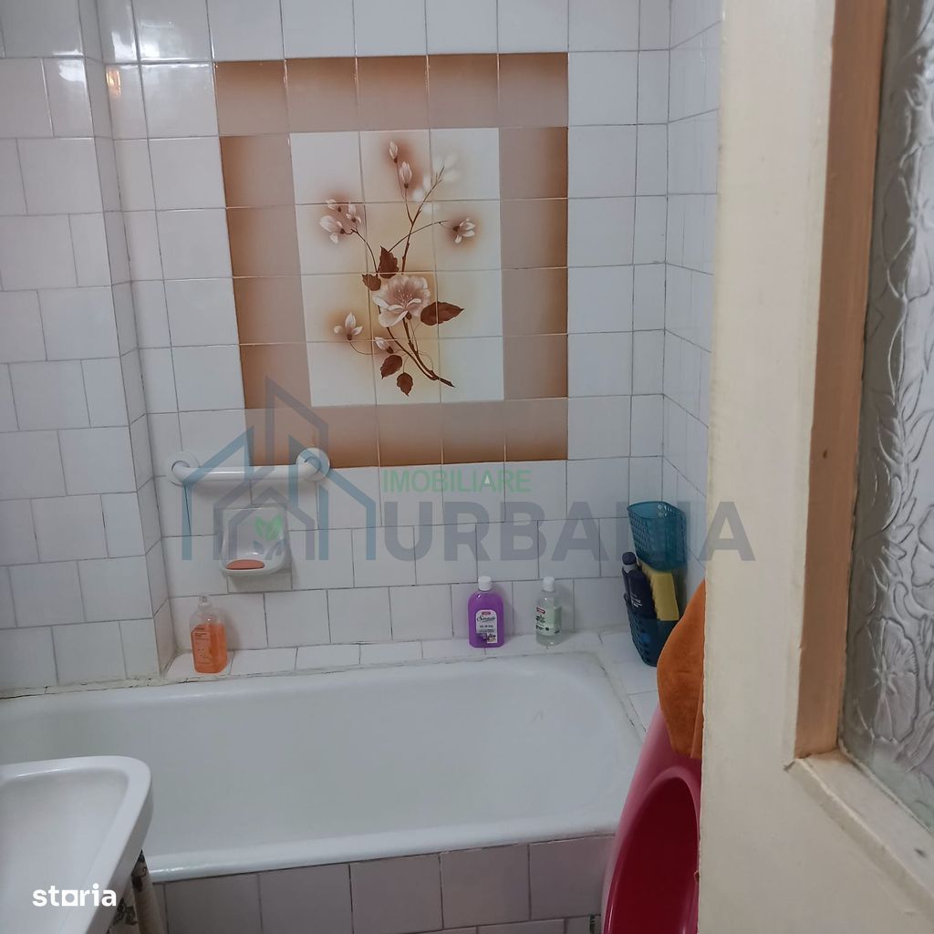 Vand apartament 3 camere, decomandat, in zona ultracentrala - Poză 5