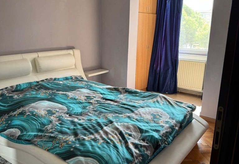 BRASADAS vinde ap 3 cam in Micro 16 etaj 2/4. - Poză 7