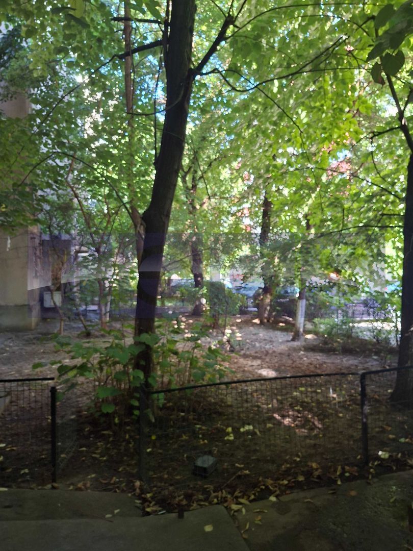 VANZARE 3 CAMERE DECOMANDAT - TIMPURI NOI - Poză 3