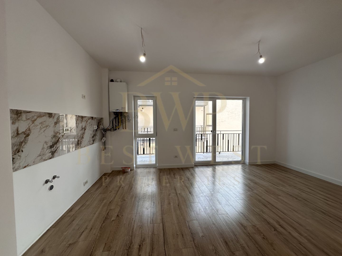 Apartament 2 camere, asfalt, Braytim - Poză 3