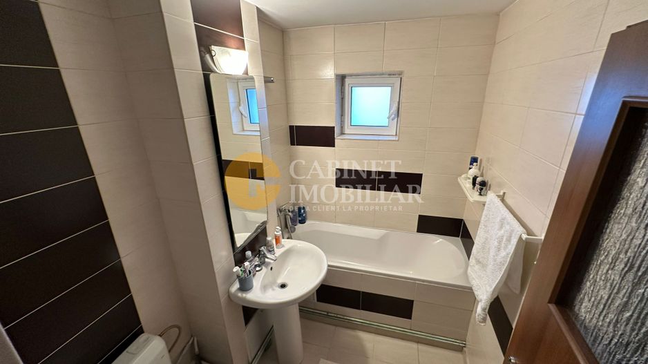 Apartament 3 camere DECOMANDAT - Pacurari - Poză 4
