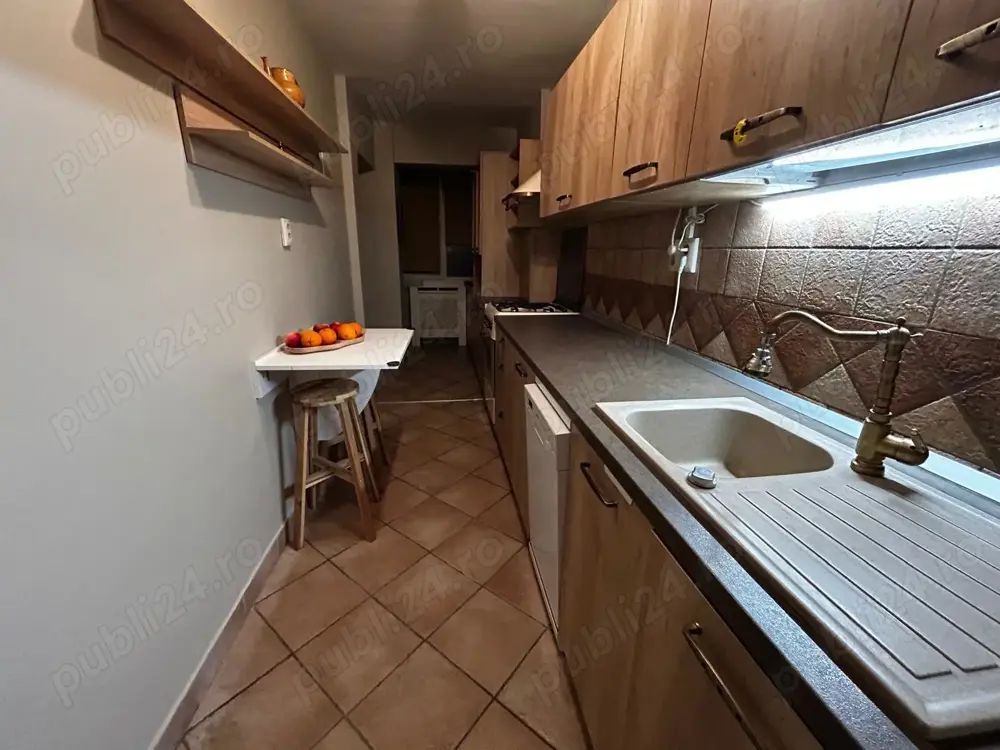 Apartament 3 camere de vânzare (parter) - Poză 9
