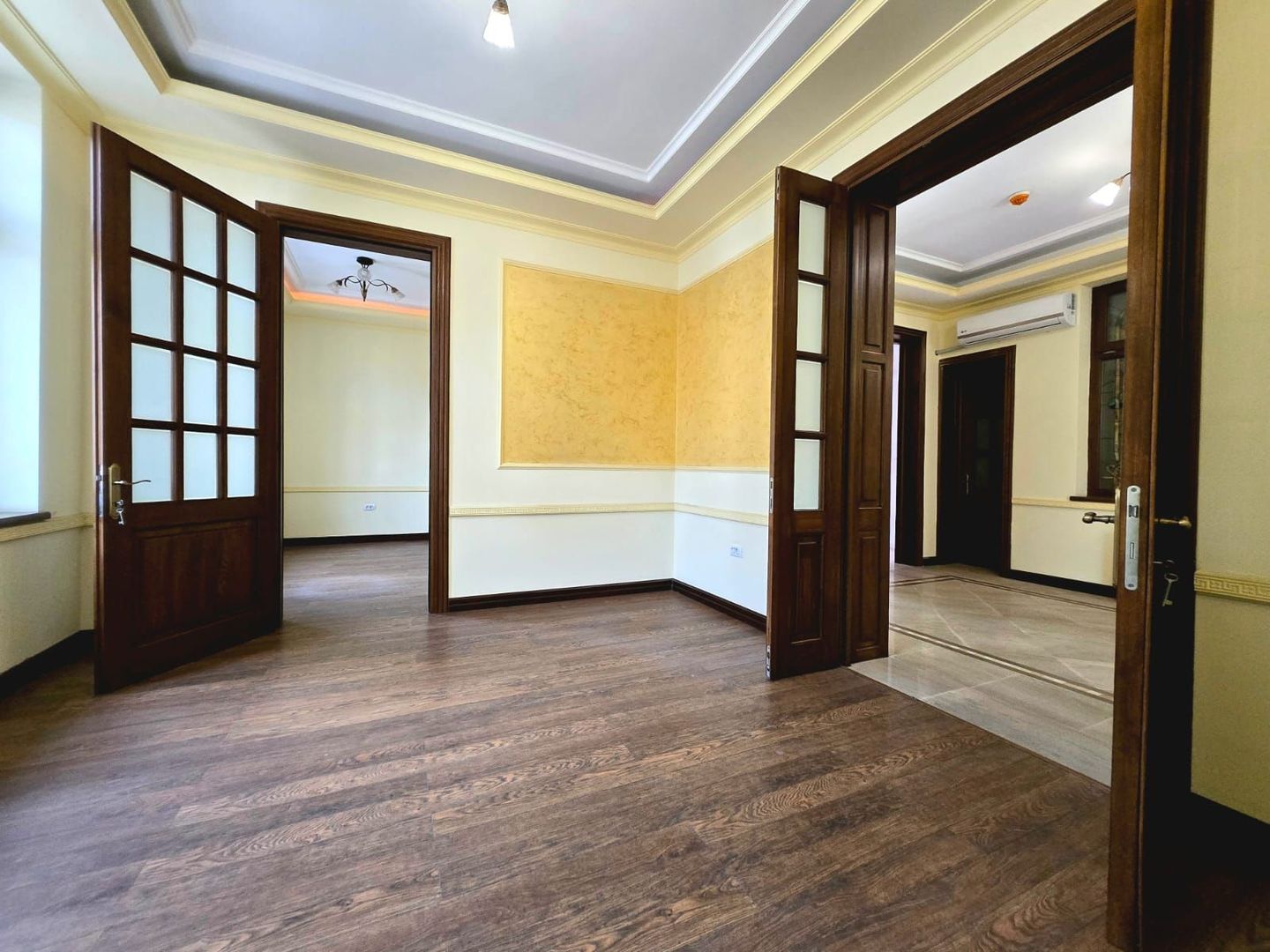 Spațiu de birouri ultracentral de inchiriat - etaj 1-intrare separata - Poză 12