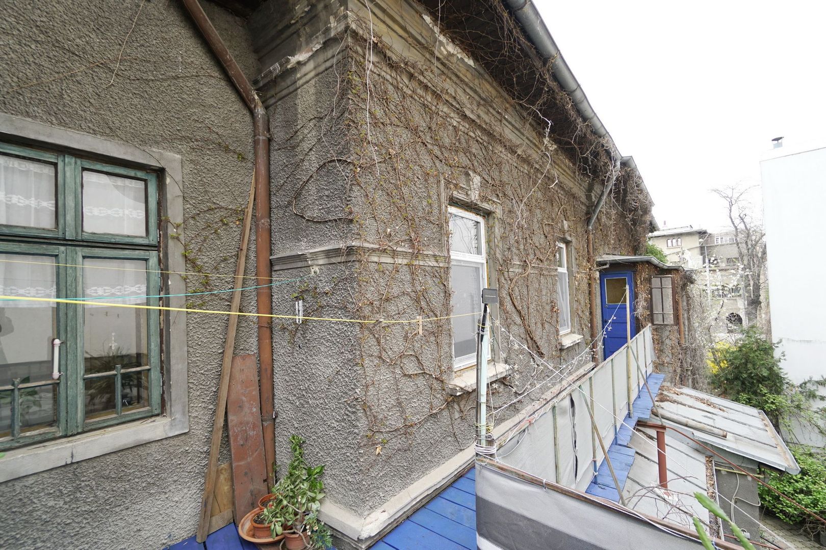 apartament in vila pe Str.Tunari, curte proprie de 115 mp,la245000 Eur - Poză 25