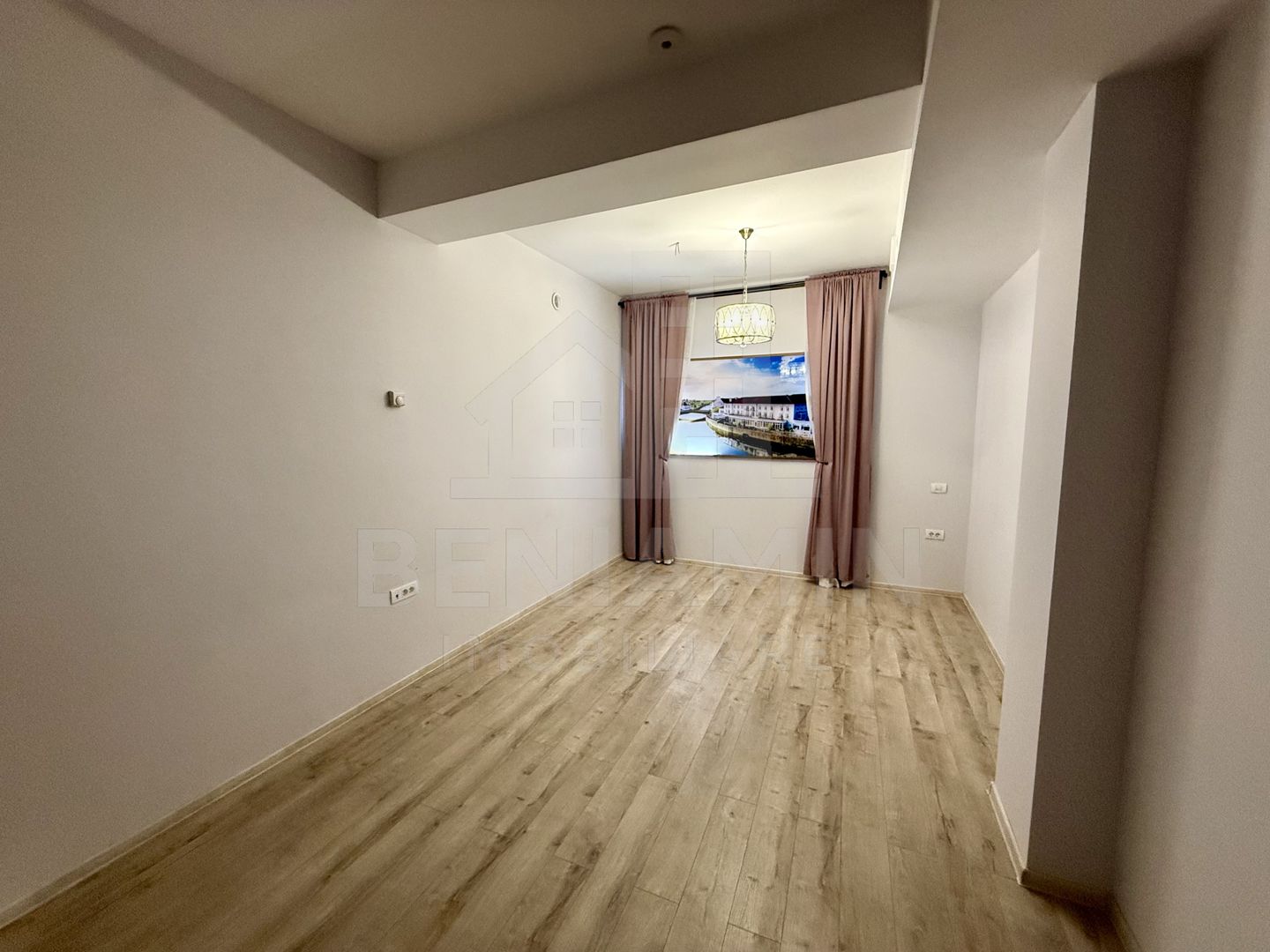 3 camere tip birouri - Centrul Vechi - Lipscani Pino -etaj 1 - Poză 7