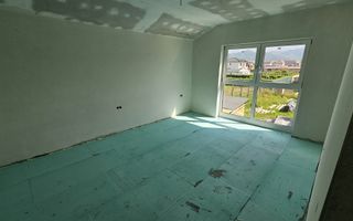 Casa Individuala Moderna cu 5 camere si 668 mpu curte, in Cristian - Poză 15