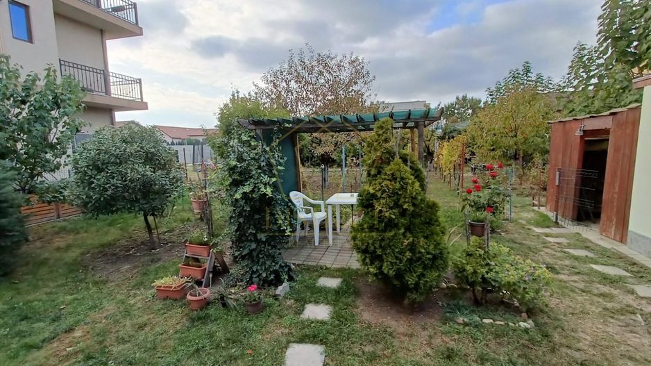 Casă 4 camere de închiriat | Curte mare | Dumbrăvița - Poză 32