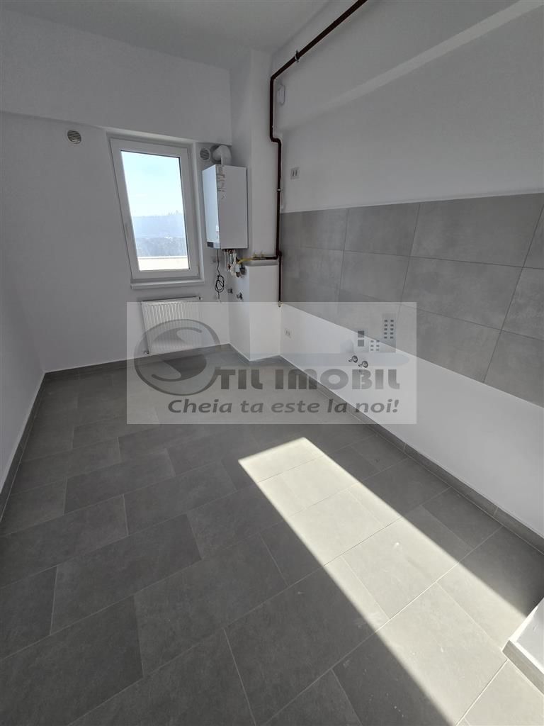 INTABULAT! Apartament cu o camera decomandat Central 44mp 84.000 euro - Poză 3