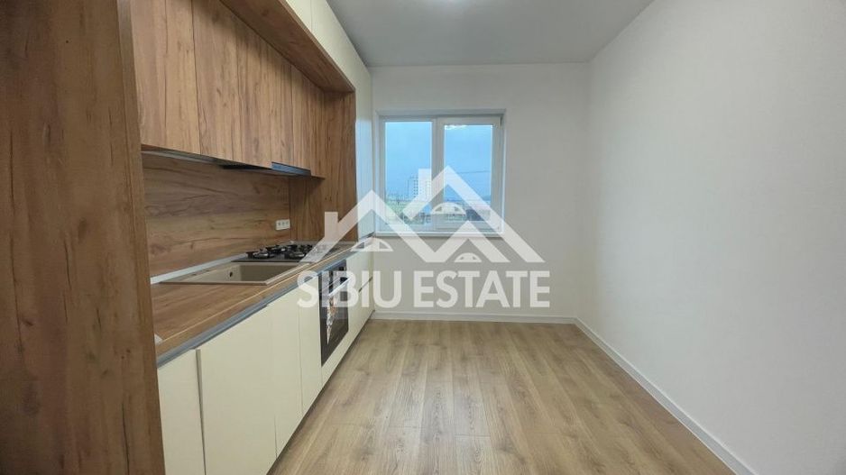 Apartament cu 3 camere, s.utila 70.15 mp.  bloc cu lift-  loc de parcare - Poză 4