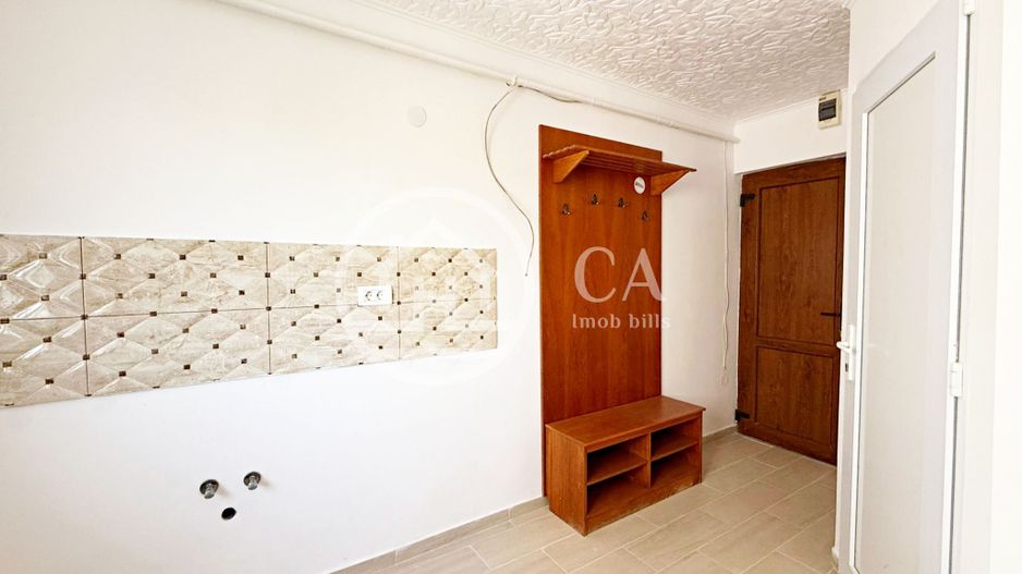 Apartament cu 1 cameră de vanzare în zona Rogerius, Oradea - Poză 1