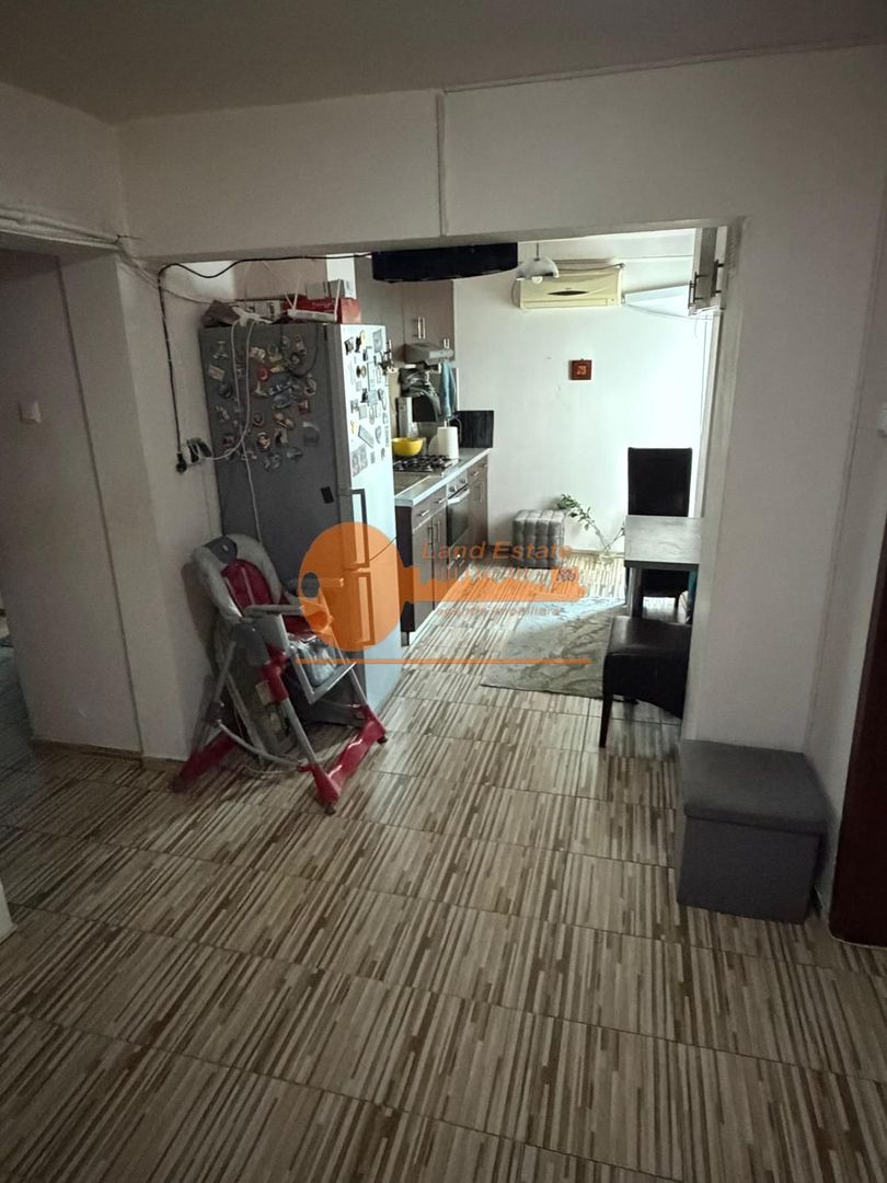 3 camere decomandat | 500m de Metrou Crângași - Poză 11