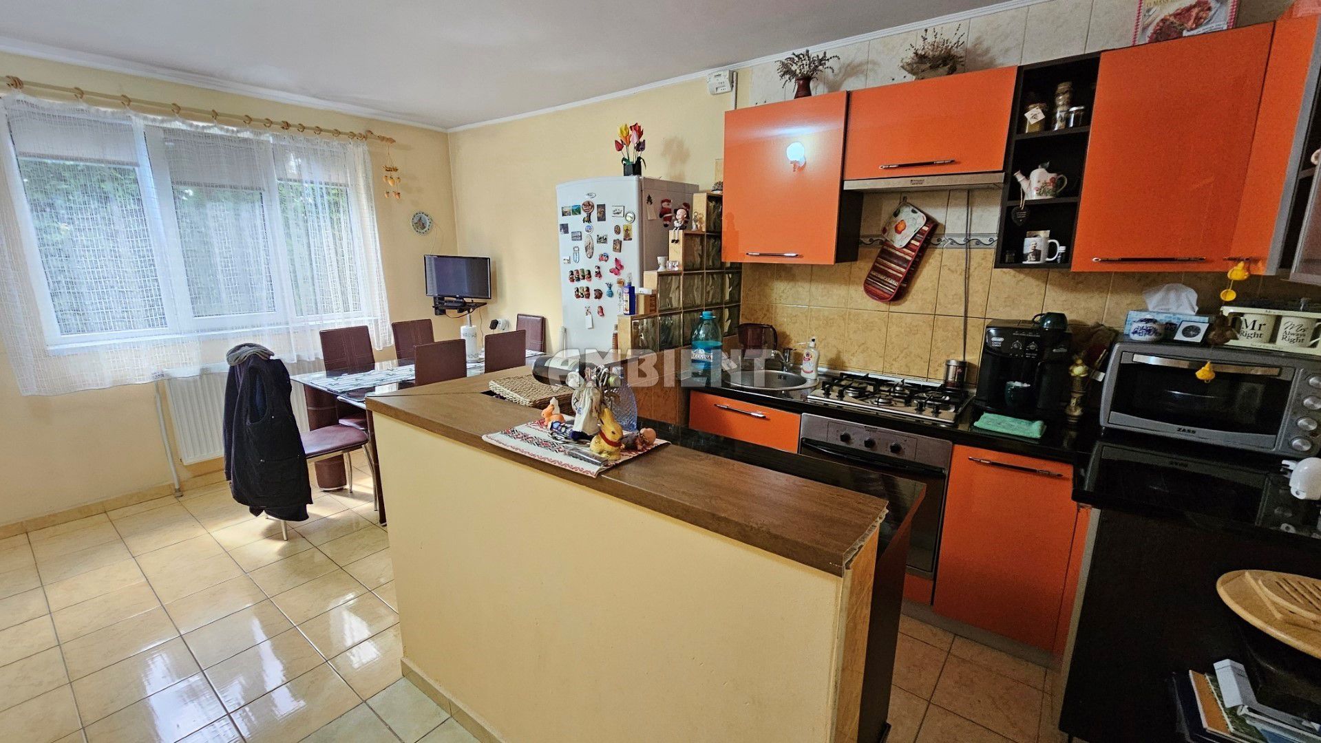 Vilă P+M mobilată și utilată,  teren 1100 mp, zona BACAOANI; - Poză 8