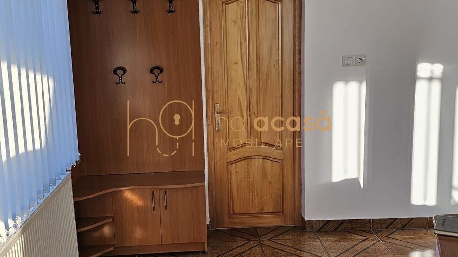 Casă / Vilă cu 8 camere de vânzare în Manastur, Cluj-Napoca - Poză 5