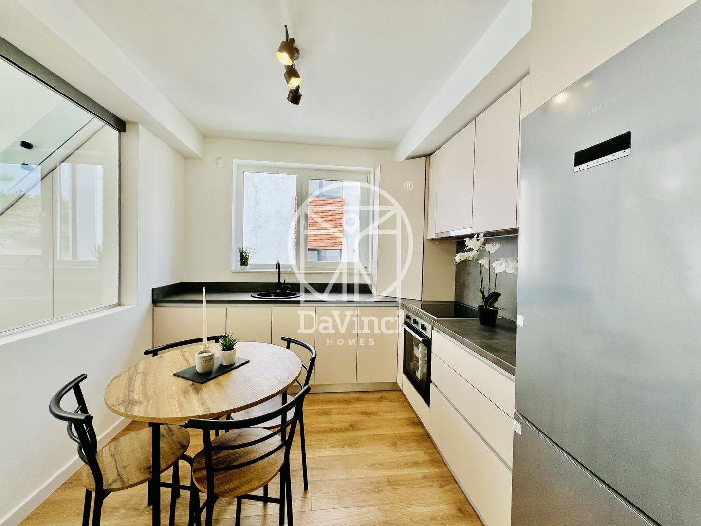 Penthouse 4 camere, intabulat, mobilat si utilat (NCL-37D-Mo-ap.7) - Poză 2