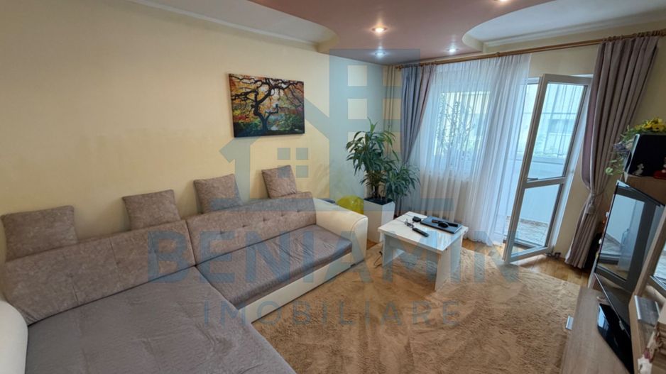 Apartament-3-Camere-Decomandat-56mp-Utili-Balcon-Etaj 3-Astra - Poză 2