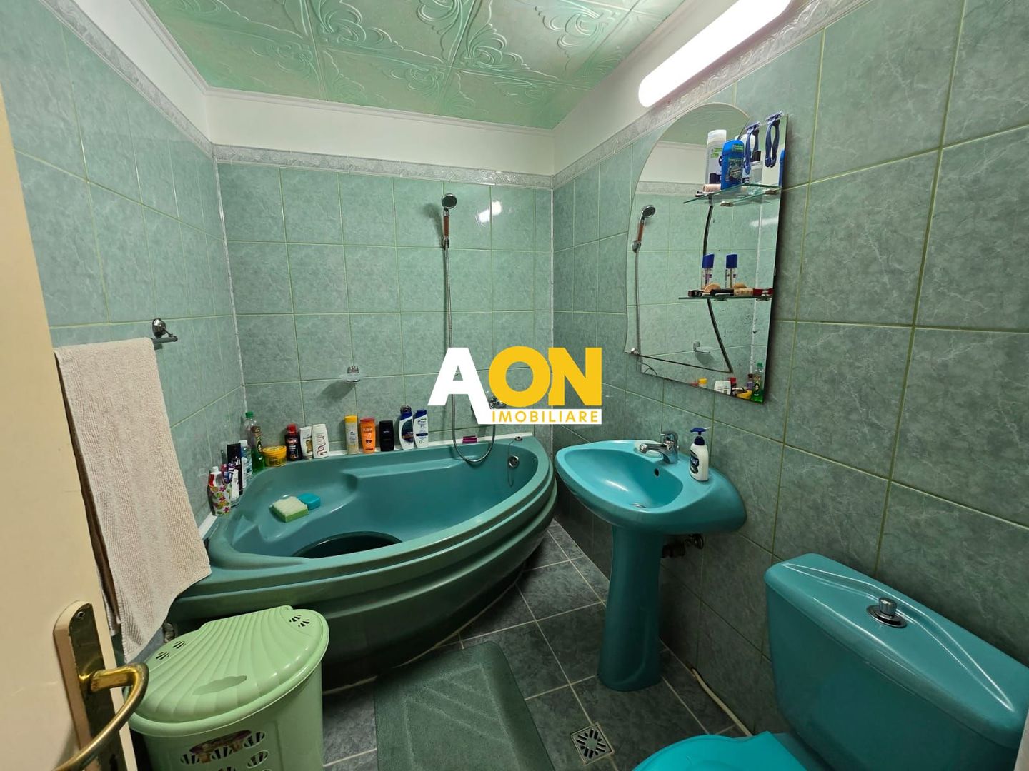 Apartament 2 camere, decomandat, mobilat utilat, zona Mercur - Poză 6