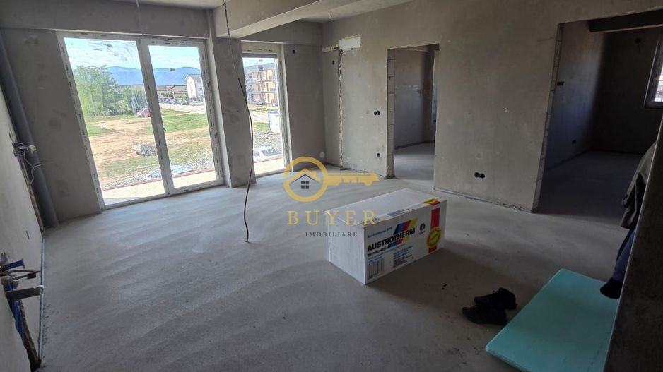 Penthouse cu 3 camere si terasa 60.20mp- Selimbar, panorama spre munti - Poză 12