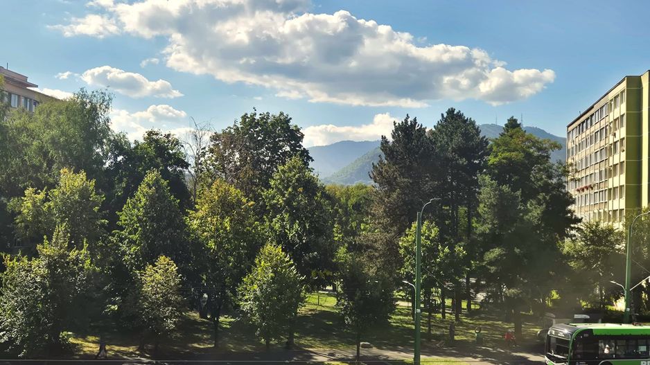 Exclusivitate - Apartament pretabil locuit, toate facilitătile in apropiere - Poză 15
