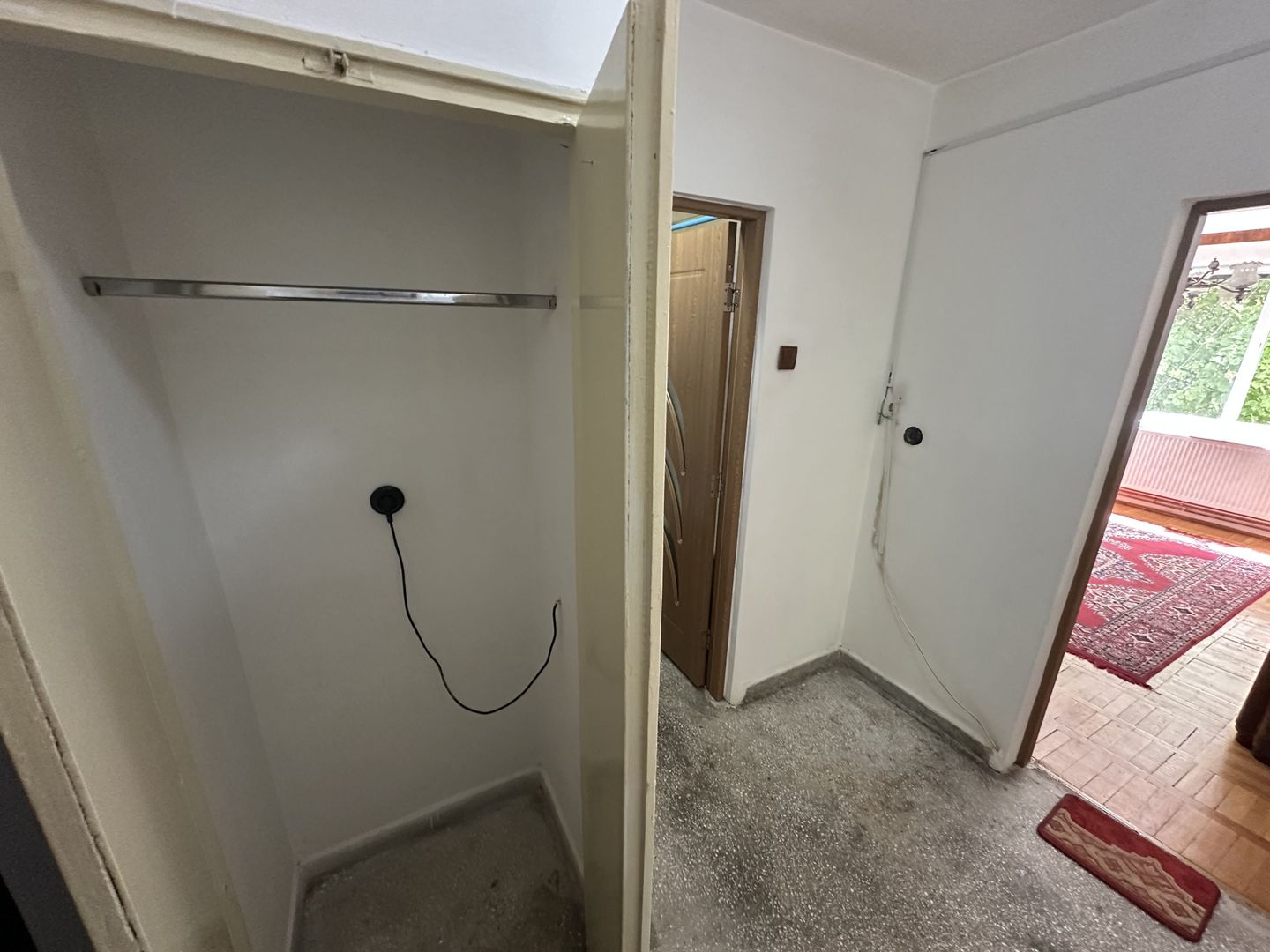 Apartament 2 camere etaj 2  decomandat - Poză 12
