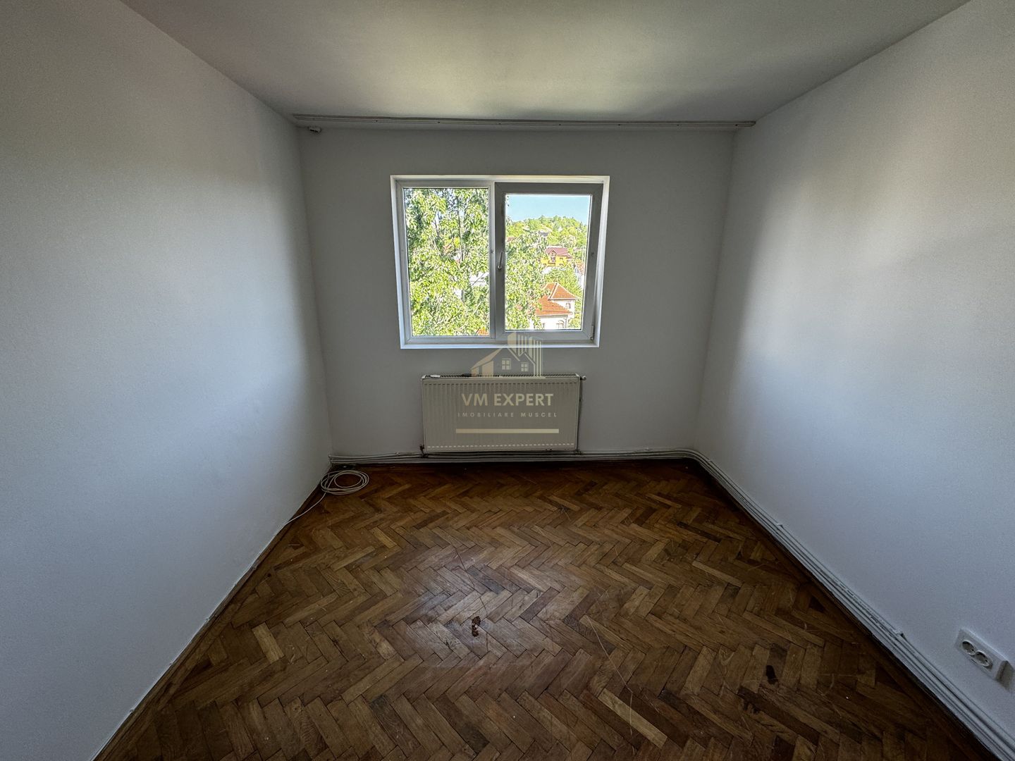 APARTAMENT 2 CAMERE, ETAJ 3, CAMPULUNG, ARGES - Poză 13