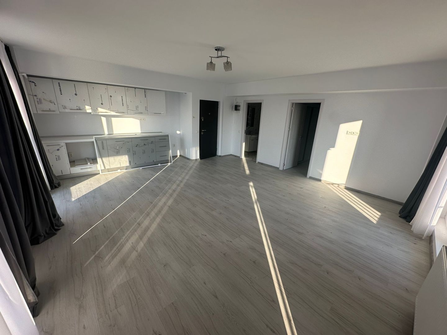 Apartament 3 camere Otopeni + terasă 50 mp - BEST DEAL! - Poză 3