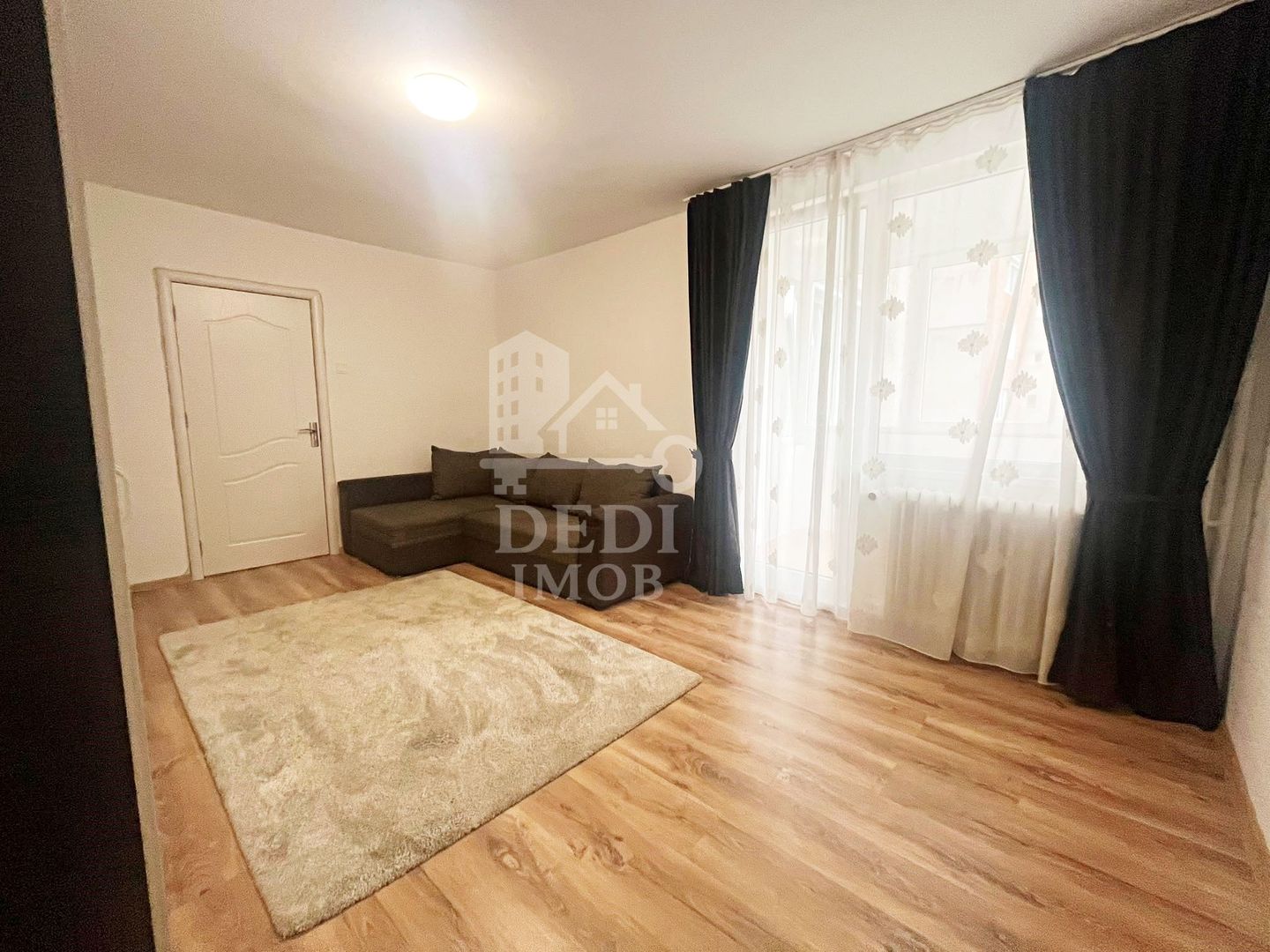 Apartament 2 camere de inchiriat in zona Decebal, Oradea - Poză 2