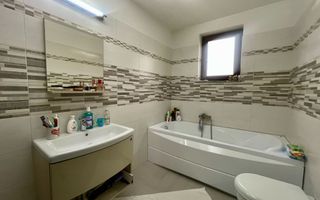 CASA COMPLET UTILATA SI MOBILATA MODERN CU GRADINA | 1100 MP |MARGINEA - Poză 37