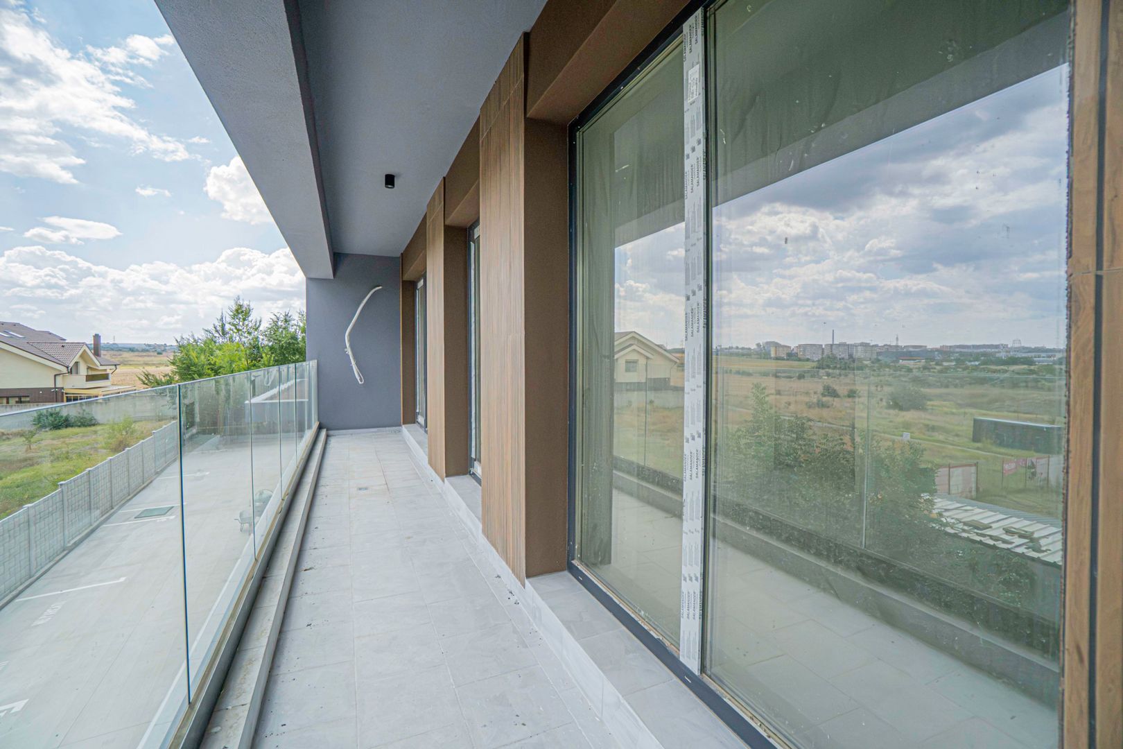 Tomis Nord/Carrefour-Apartament 3 camere decomandate, bloc nou. - Poză 6