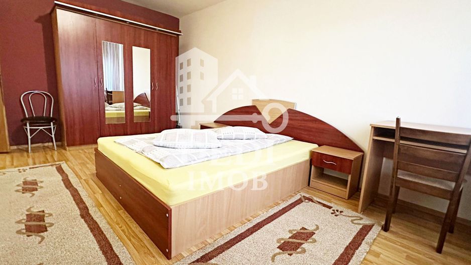 Apartament cu 3 camere de inchiriat Decebal, Oradea - Poză 1