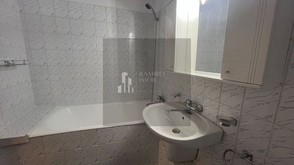 Apartament 2 camere,  decomandat - Poză 9